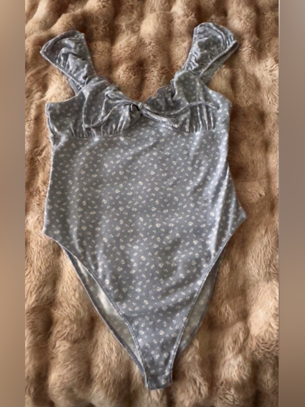 wild fable Light Blue Floral One-Piece Swimsuit with Ruffle Straps. Size: M